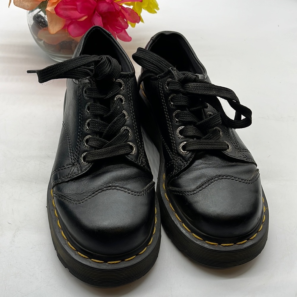Dr. Marten Black Leather Cap Toe Platform  Oxford Style 8651 Sz 6